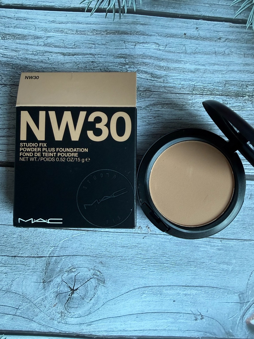 NW30 ~ MAC Studio Fix Powder Plus Foundation Full Size 15g Original Formula NIB